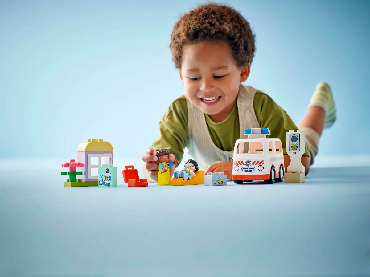 LEGO 10447 Ambulance & Driver