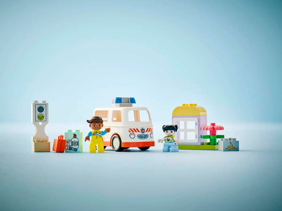 LEGO 10447 Ambulance & Driver