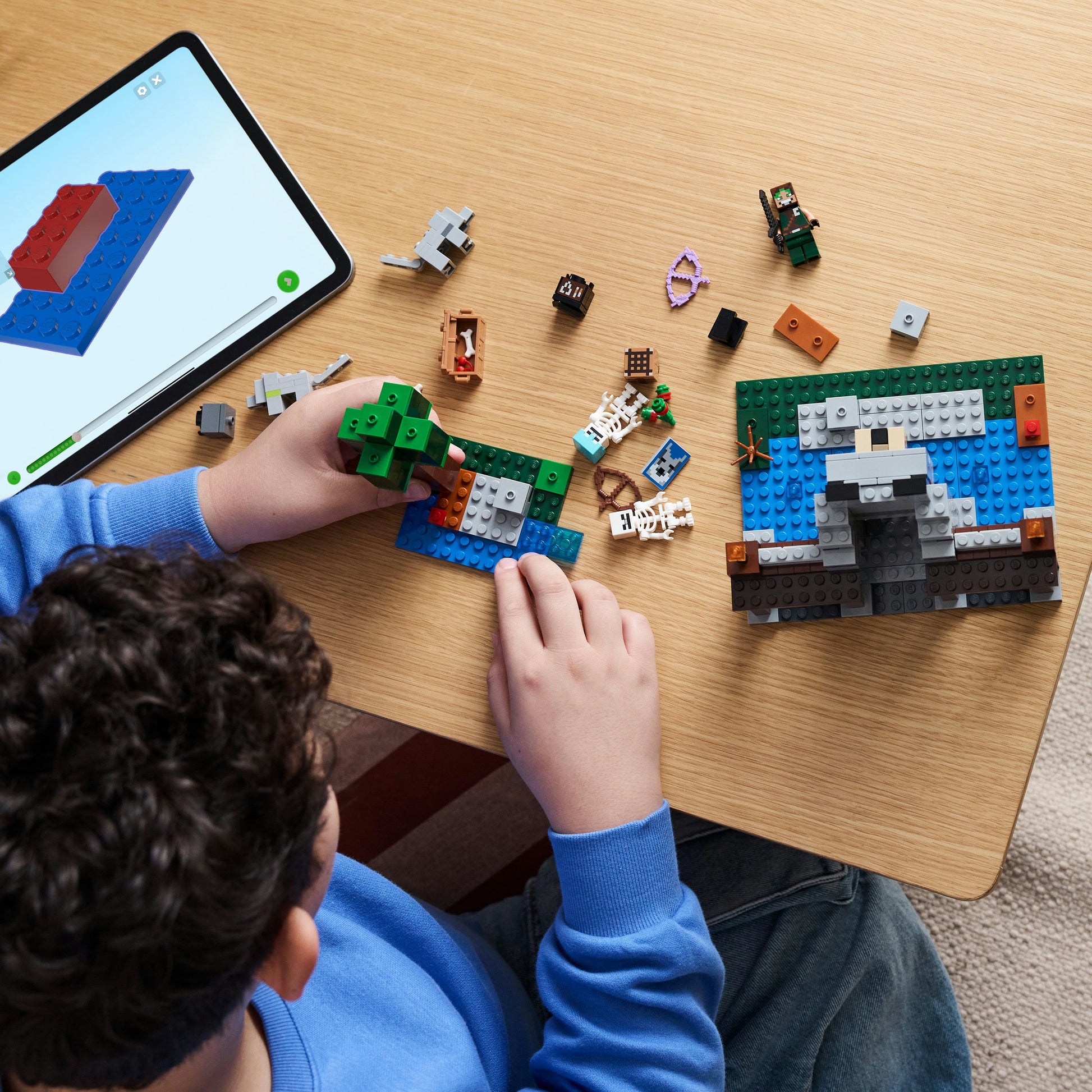 مجموعة لعب قلعة حصن الذئب 21261 من ®LEGO® Minecraft