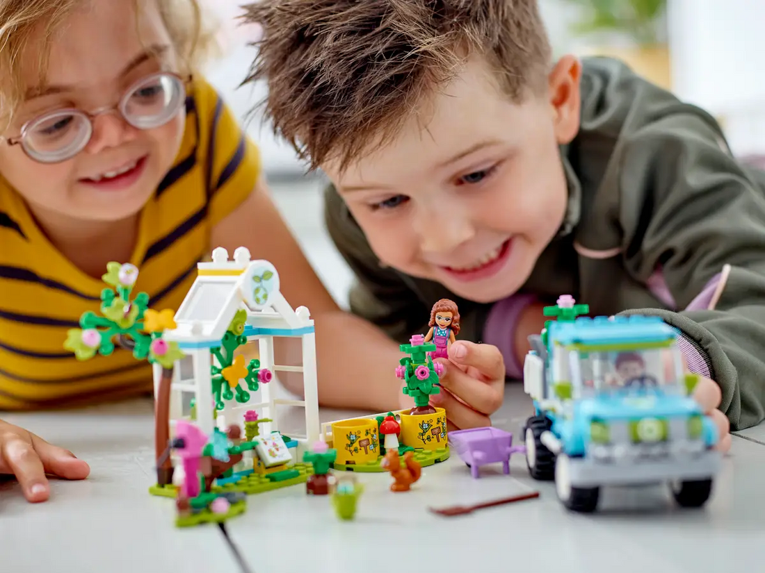LEGO 41707 Tree-Planting Vehicle