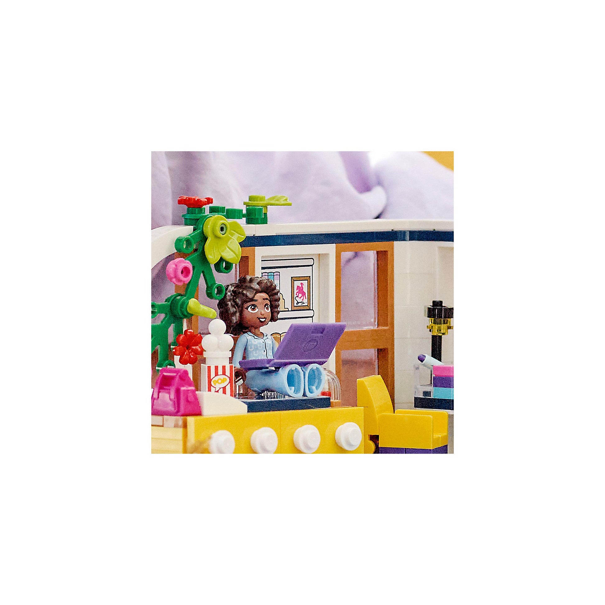 مجموعة لعبة بناء غرفة آليا 41740 من LEGO® Friends (209 قطعة)