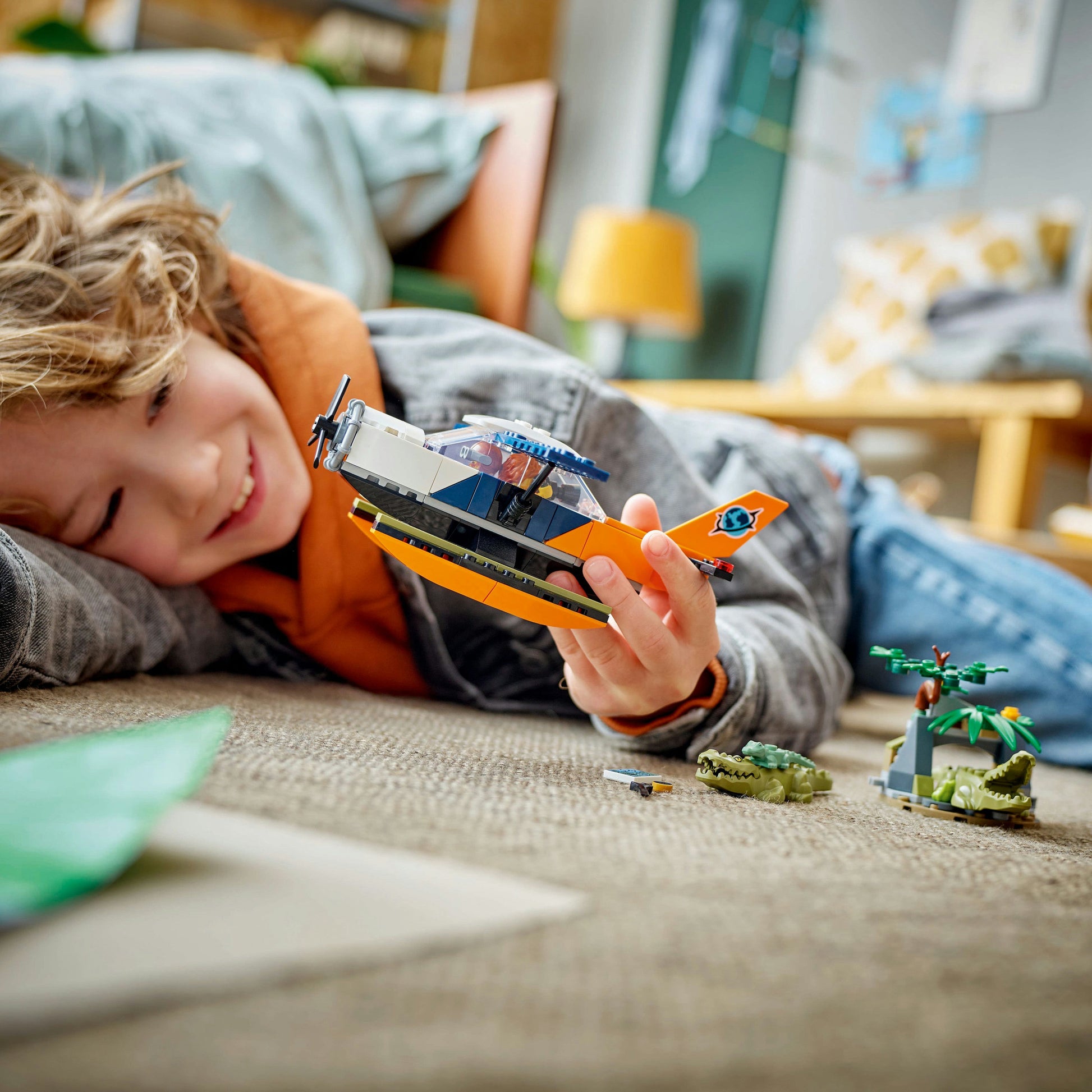 مجموعة لعب طائرة مستكشف الأدغال المائية 60425 من LEGO® City