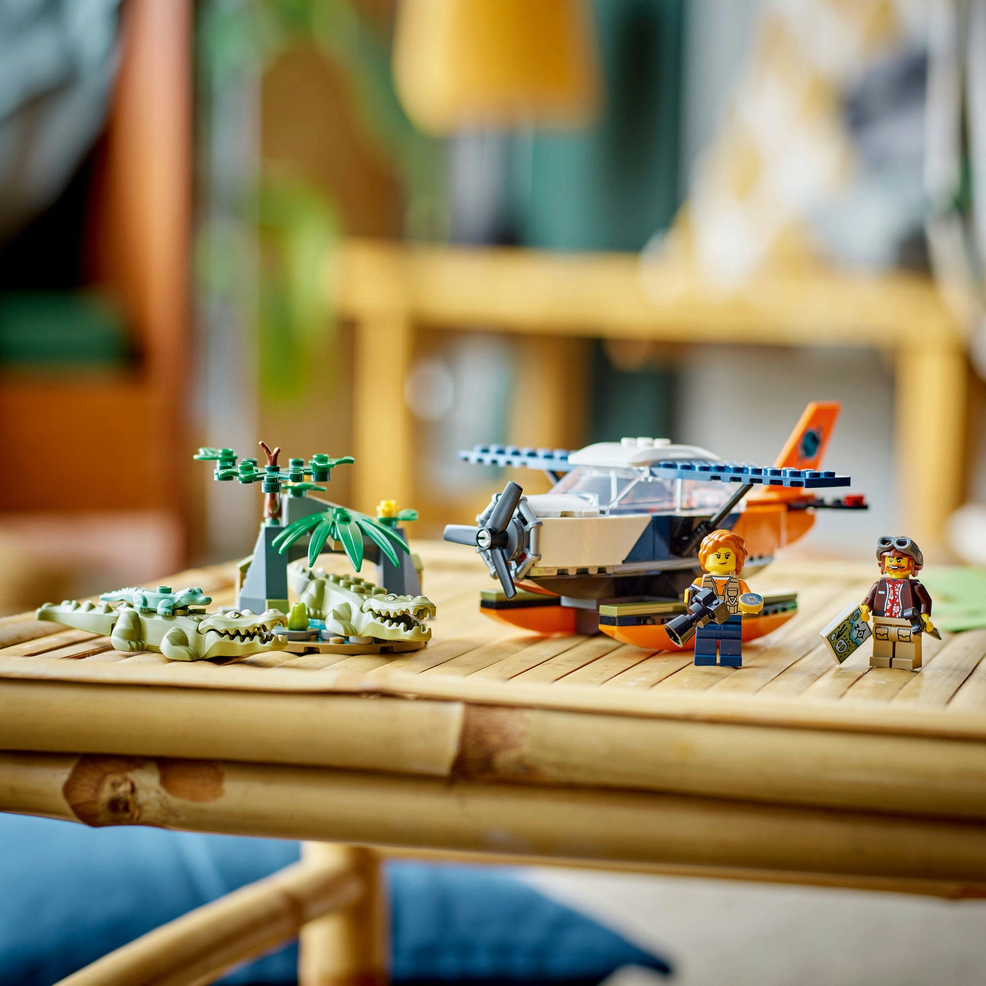 مجموعة لعب طائرة مستكشف الأدغال المائية 60425 من LEGO® City