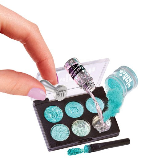 عالم مينيفيرس من ام جي ايه – اصنعها بنفسك: مكياج مصغّر (الموسم الأول)