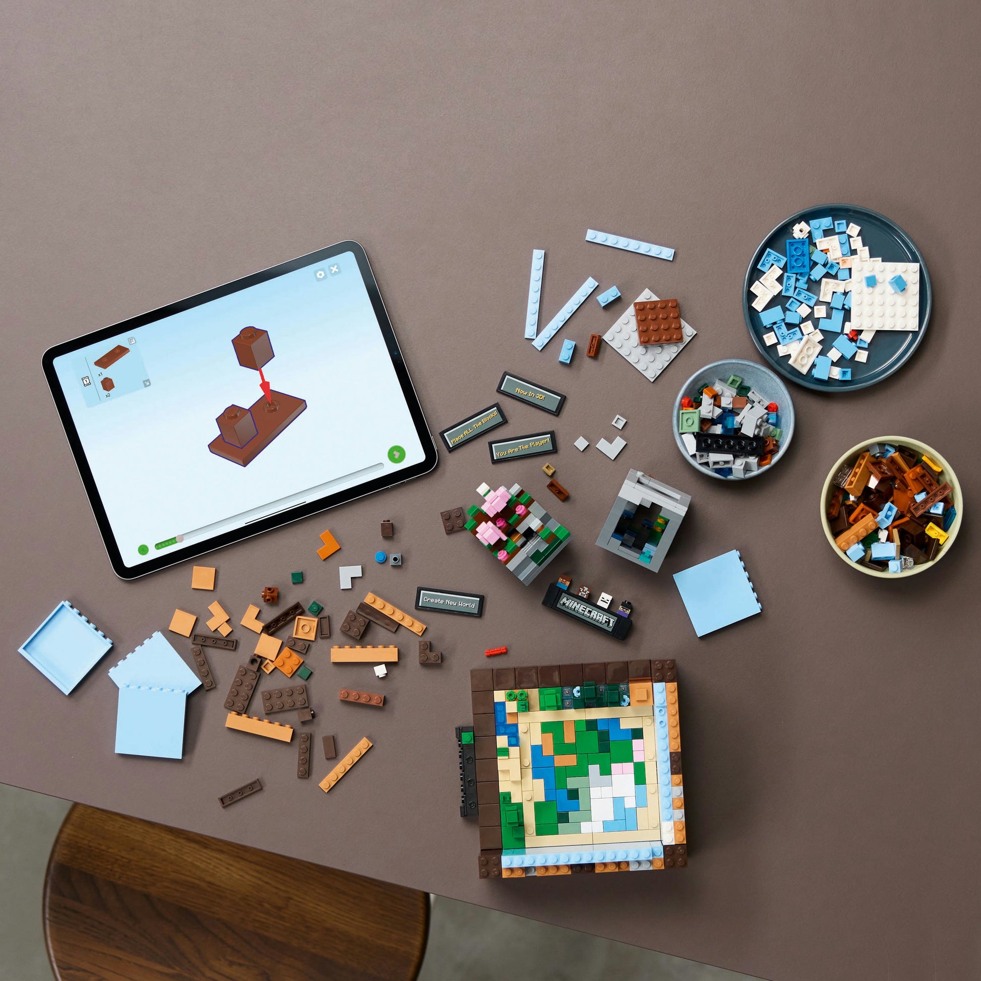 طاولة الأشغال الحرفية من ®LEGO® Minecraft  للبالغين 21265