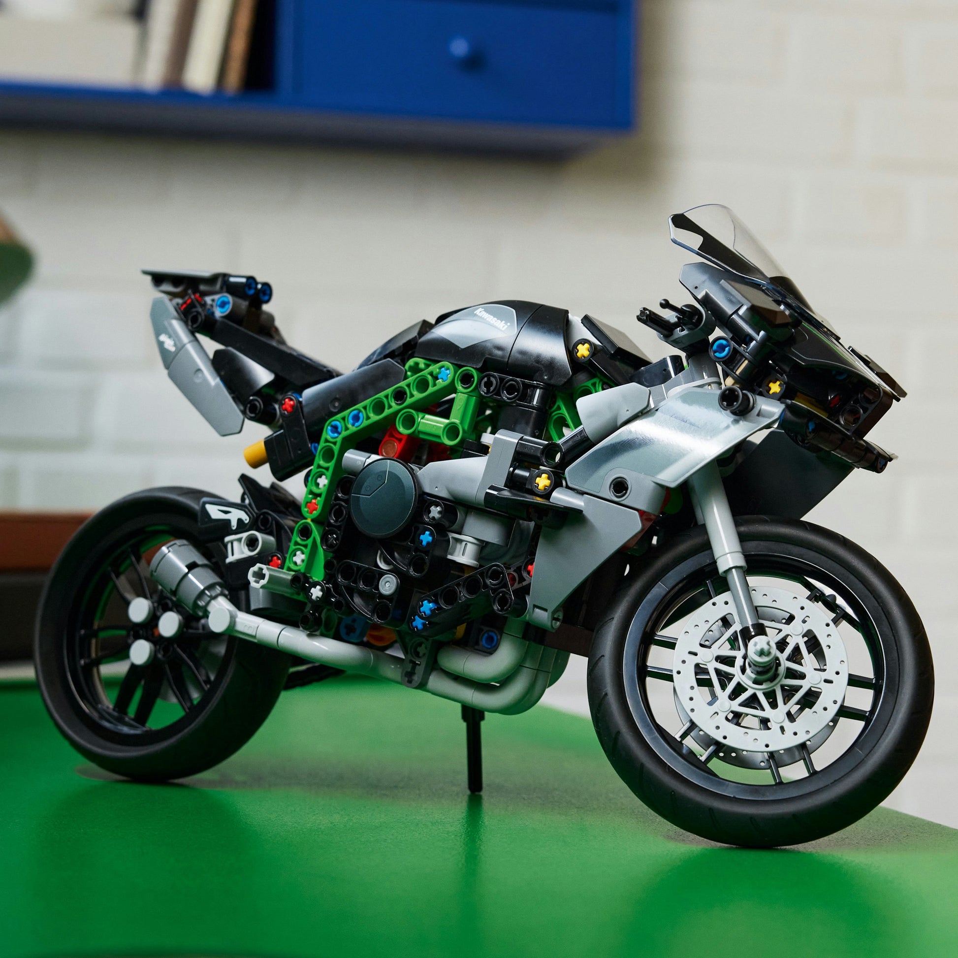 LEGO® Technic Kawasaki Ninja H2R Motorcycle Set 42170