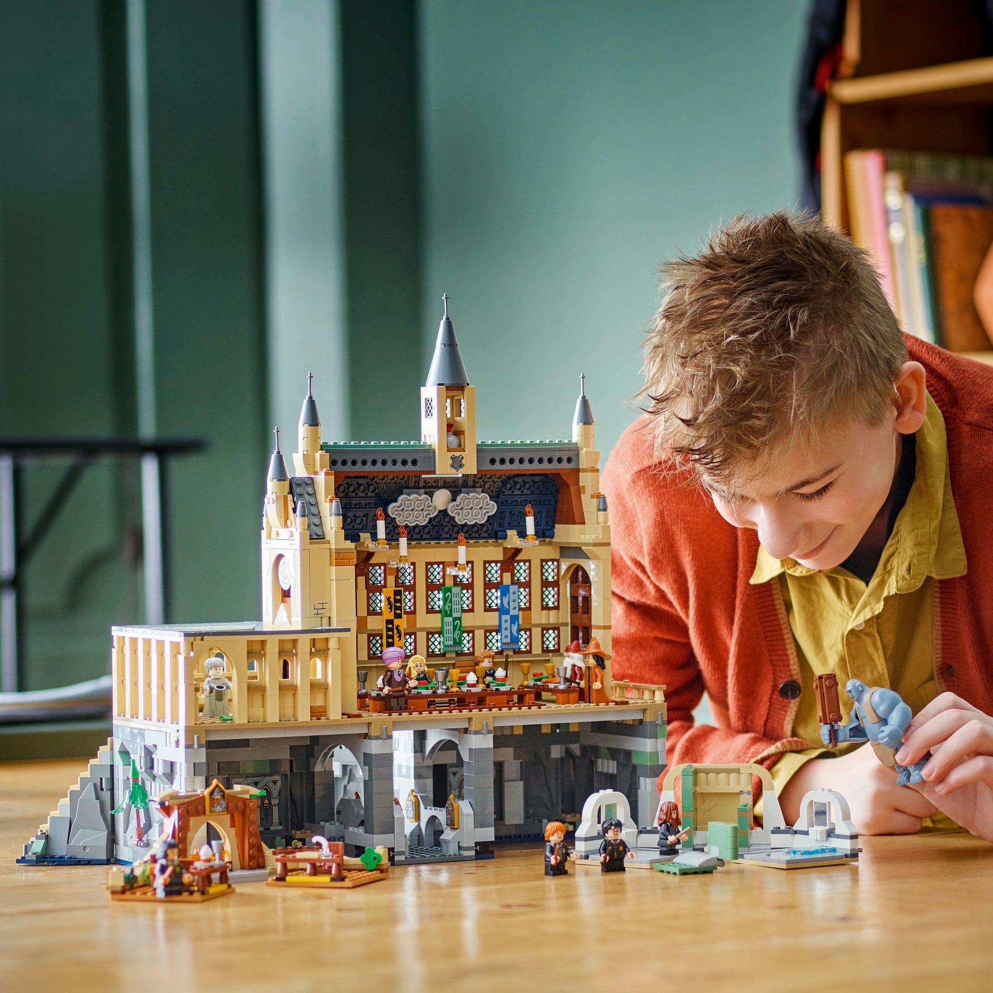 LEGO® Harry Potter™ Hogwarts™ Castle: The Great Hall 76435