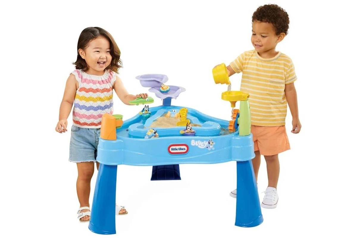 Little Tikes Bluey Beach Water Table