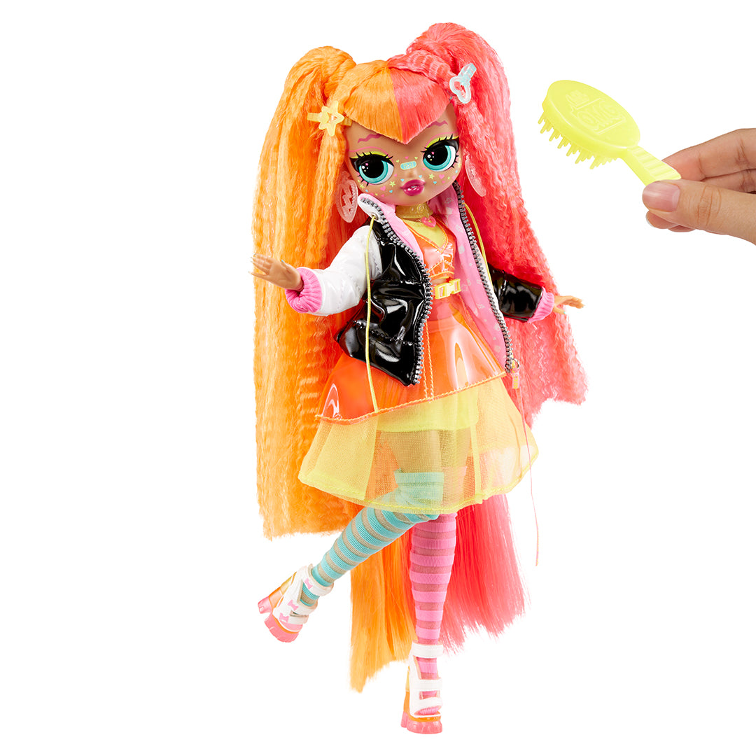 LOL OMG 707 Fierce Dolls Neonlicious